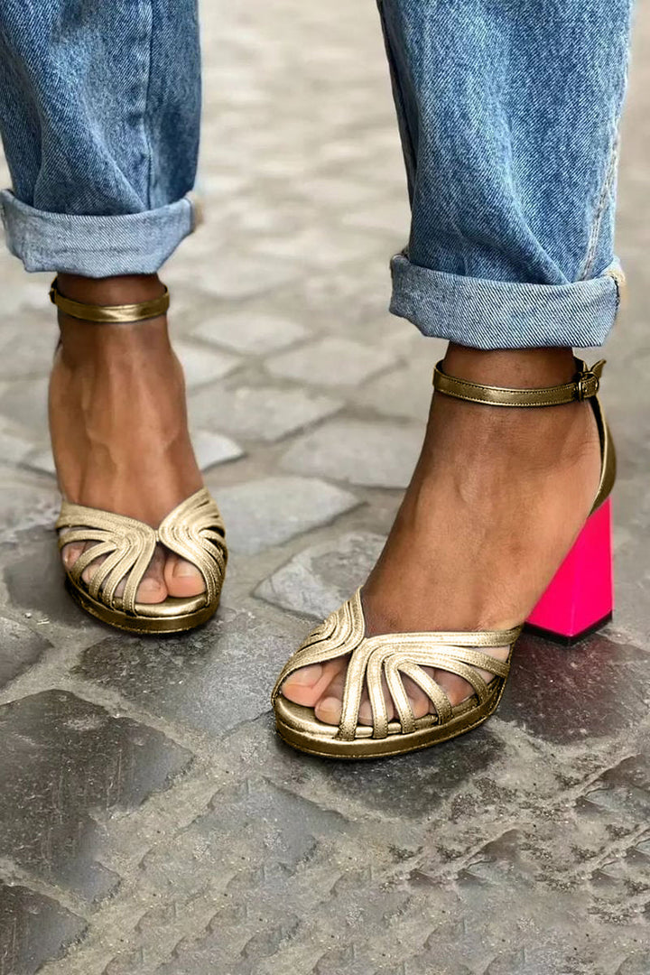 MILVIANA | CLASSIC SANDALS WITH ANKLE STRAP AND OPEN TOE
